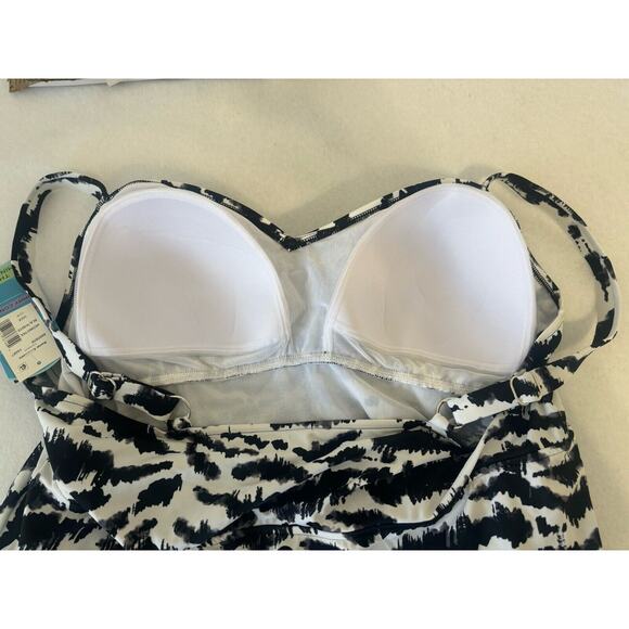 Swim Solutions Bathing Suit One Piece Tummy Control Tiered Ruffles Size 22W - Picture 4 of 7